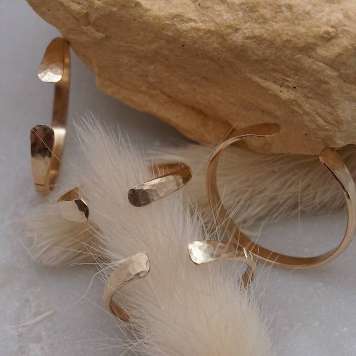 Kundi & Co - Wholesale Band/Stacked Ring - Oar3