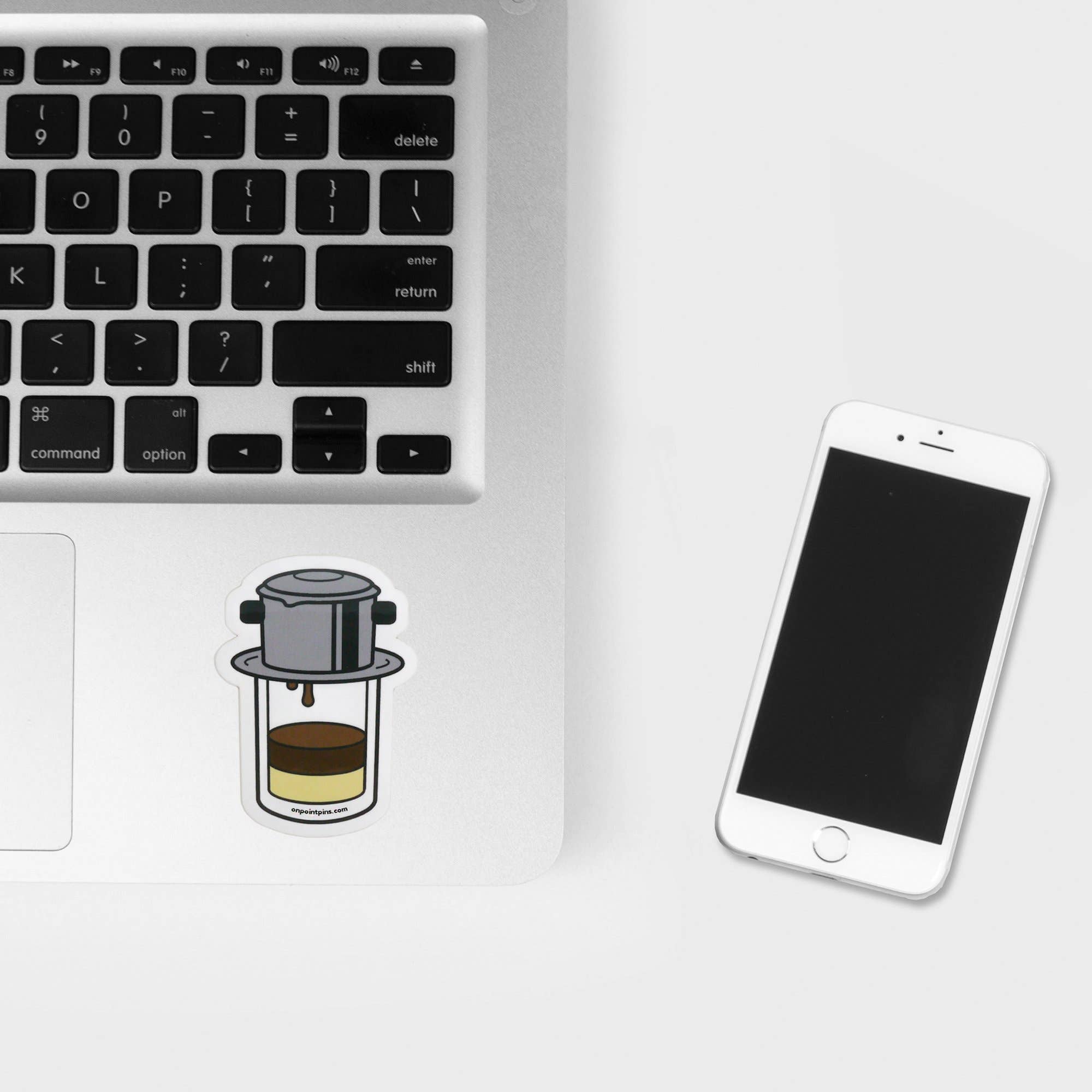 On Point Pins – Engroshandel Klistermærke – Vietnam: Vietnamesisk is kaffe (Cafe Sua Da) Die Cut Vinyl Sticker1