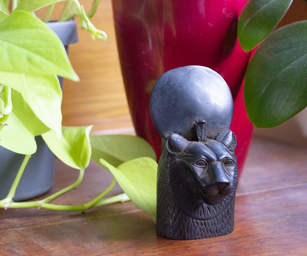 Discoveries, Inc. - Wholesale Decoratief beeldje - Sekhmet Buste Zwart - 4,5" - Egyptische Godin1