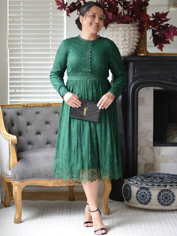 Vestido Sydney de encaje verde esmeralda para venta al por mayor de Skirt Society