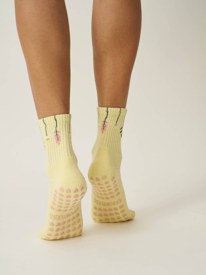 Effortless Club - Wholesale Socks - Women's - πΏ Flower Stem Grip Sock, Pilates Socks3