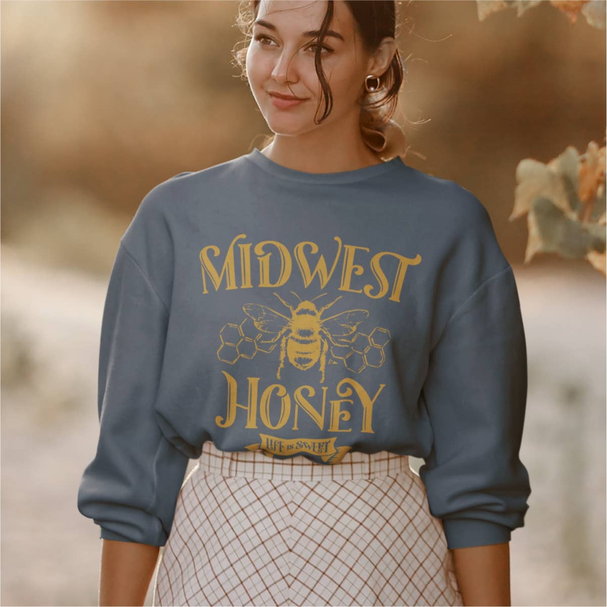 Rivals Inc. Wholesale - Wholesale Graphic Sweatshirt - Unisex - Midwest Honey Graphic Sweatshirt | Spring2