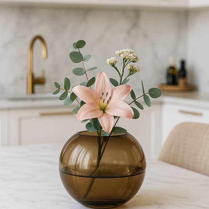 Vase glass round amber glass vase handmade ball vase for wholesale by Signature Home Collection GmbH