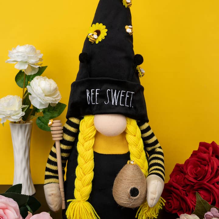 DesignStyles Home - Venta al por mayor Artículo decorativo de mesa - Gnomo de abeja «dulce» de Rae Dunn con cazo para decoración temática de abejas