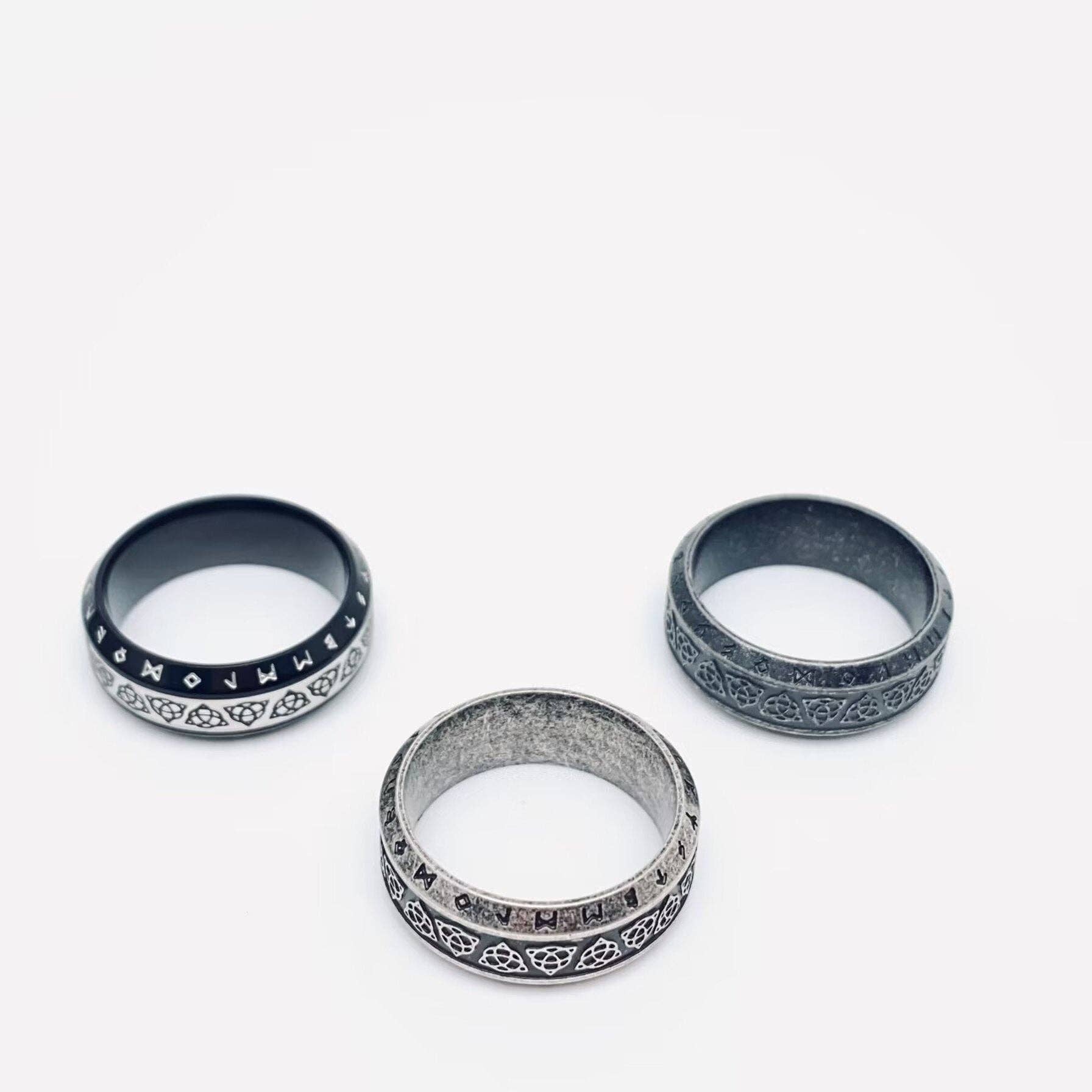 Mio Queena - Vente Anneau/bague à empiler - Bague en acier inoxydable Viking Rune Celtic Knot pour homme - MJ/MR5