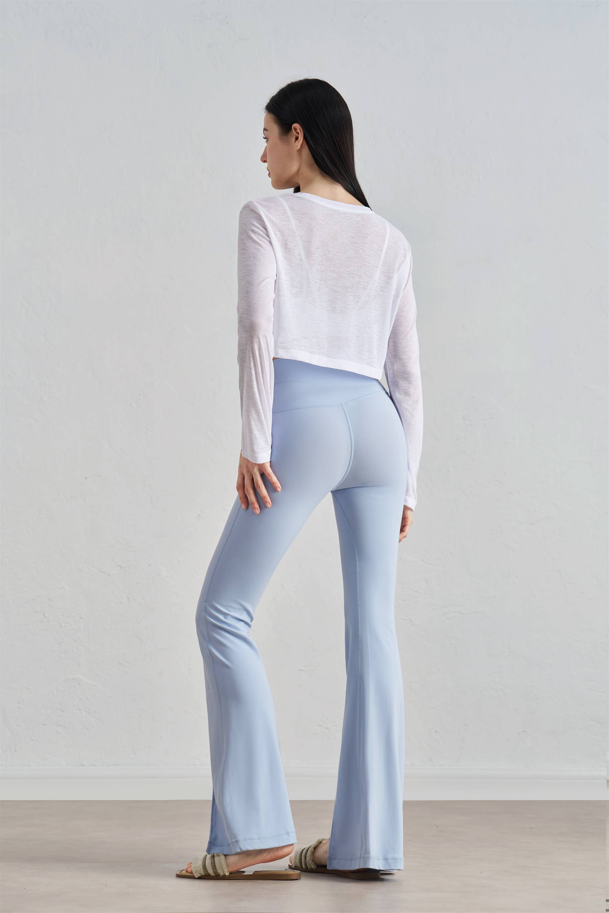 91thelabel - Wholesale Gebreide top - Dames - Lucia Sheer Lange Mouw Verkorte Cover-Up7