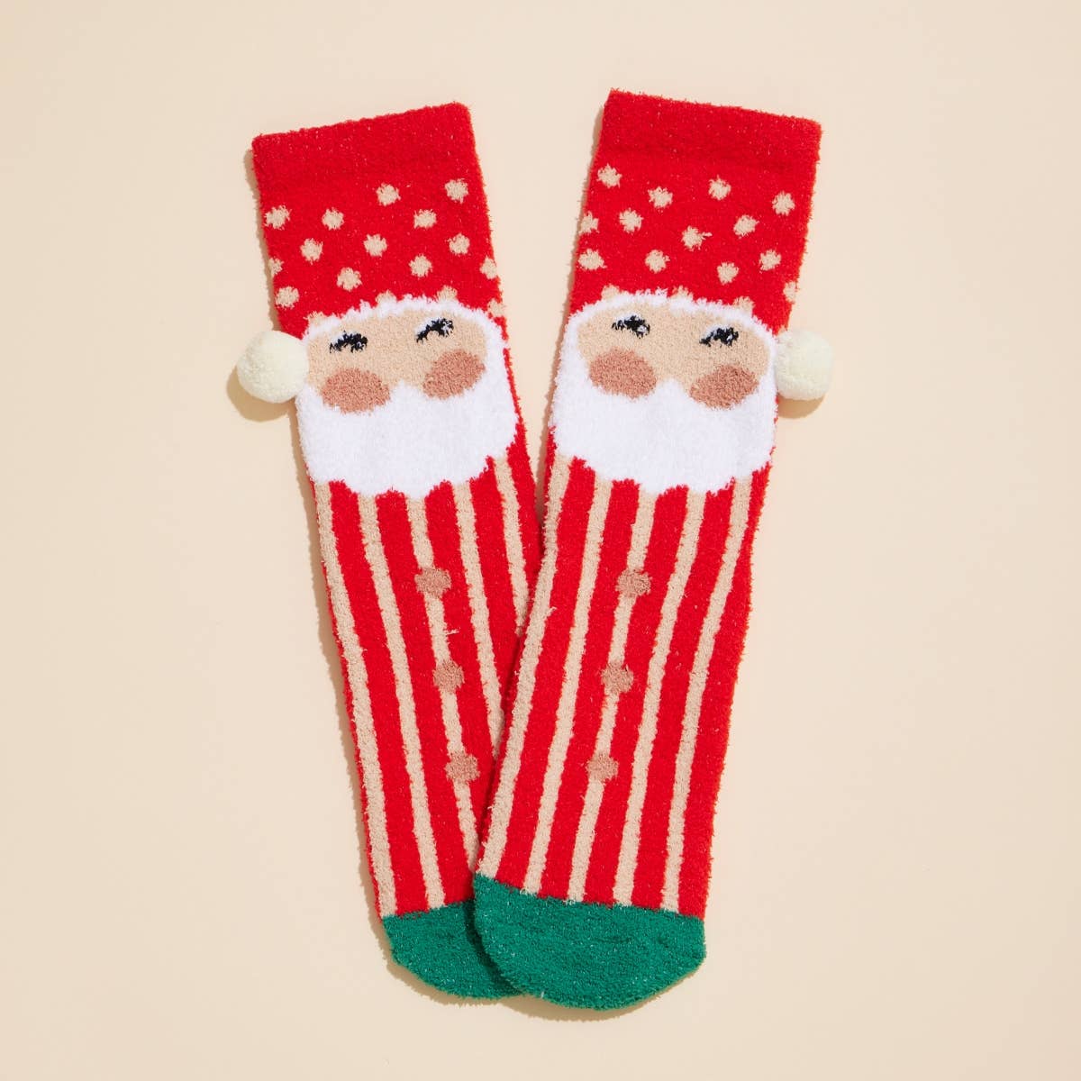 Sortiert Weihnachtliche Flauschsocken – Sortiment aus 4 Paaren als Weihnachtsgeschenk für den Großhandel auf Faire15