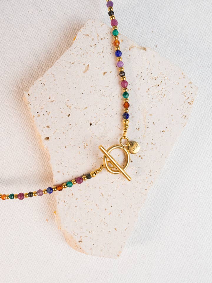 Colar Indira - Pedras multi-brilhantes por atacado de SIKA BIJOUX