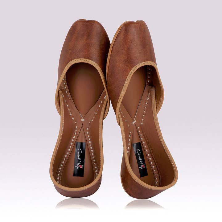 Essential Braun für den Großhandel von Coral Haze