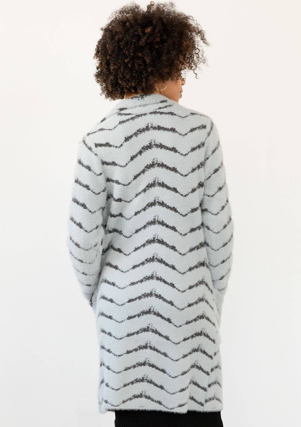 Lovestitch - Vente Cardigan – femme - Cardigan boutonné en jacquard à chevrons duveteux15