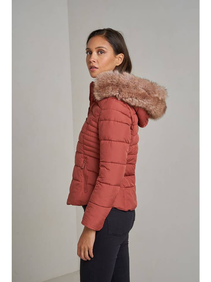 Attrait Paris - Wholesale Puffer Jacket - Women's - Plain down jacket with faux fur hood18