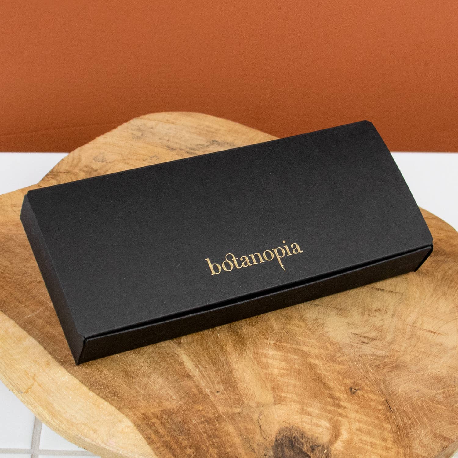 Botanopia USA - gifts , decor and cards for plant lovers - Wholesale Patch - Golden Embroidered Brooches - 3 little Bugs12