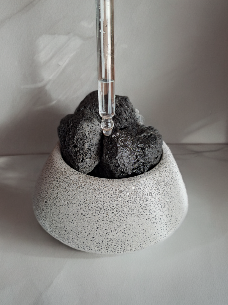 Ana Barroso Porto - Wholesale Reed Diffuser - Mineral Diffuser with Handcrafted Concrete Bowl2