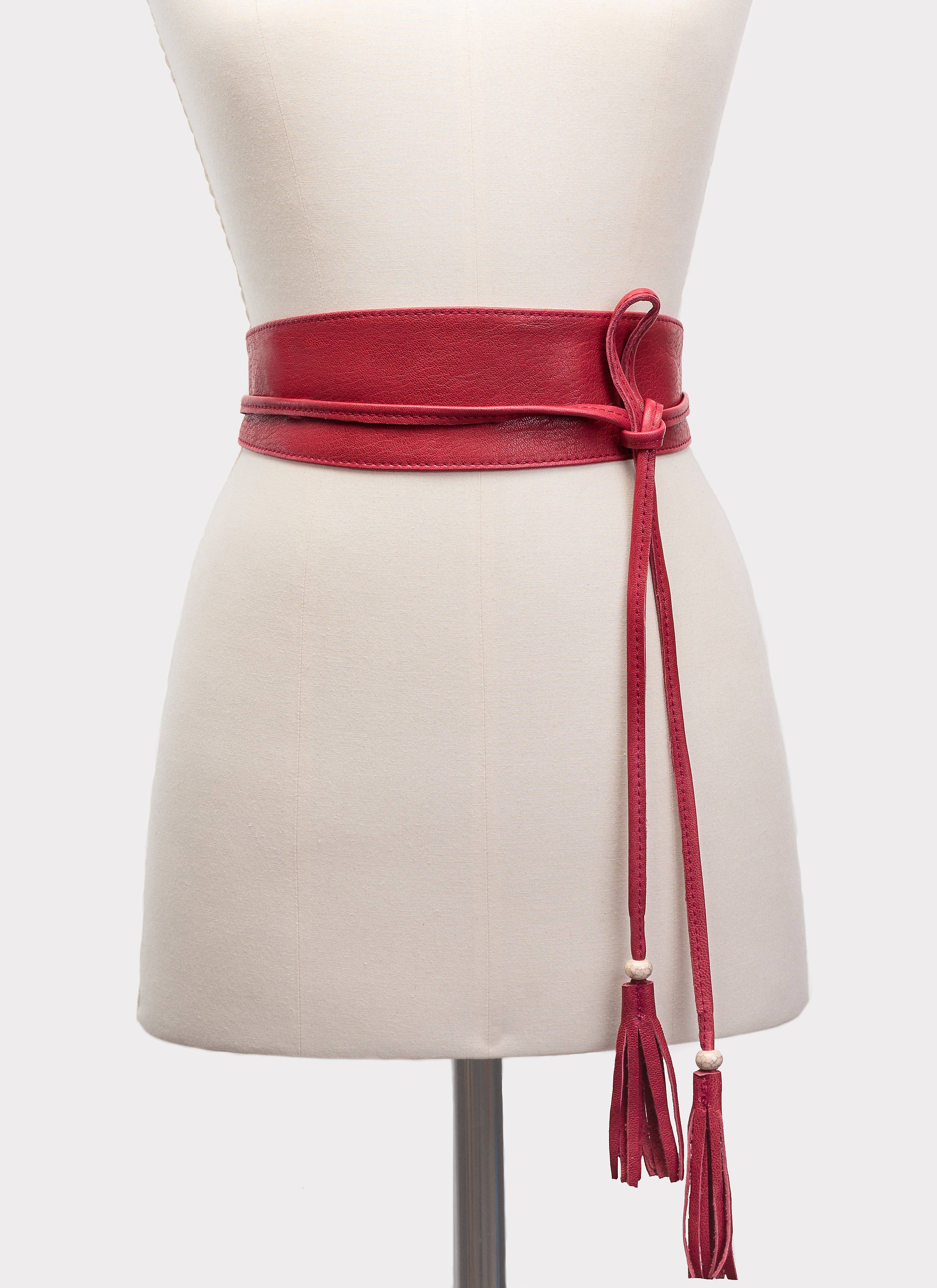 JUAN·JO GALLERY      (Leather Gallery, SCP) – wholesale Belt – Women's – Brown Leather obi belt with tassels5