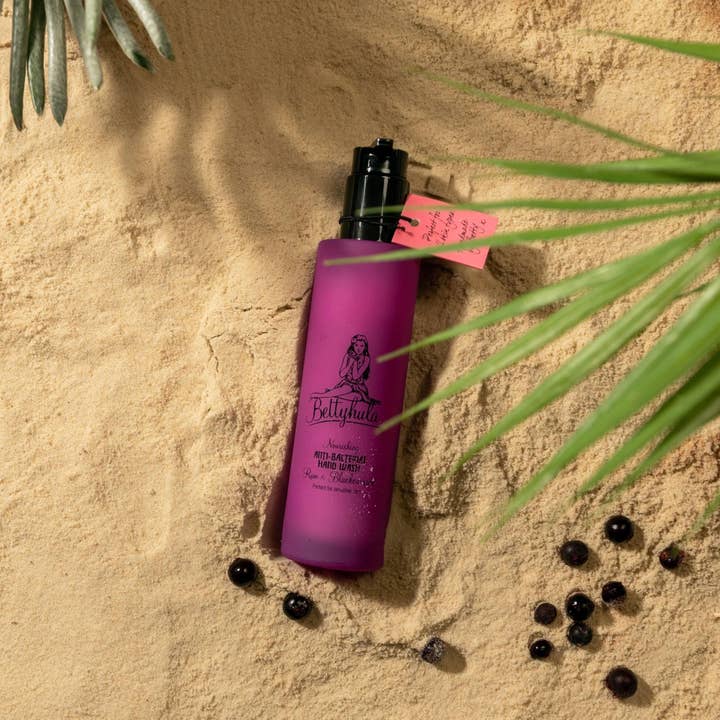 BettyHula - Wholesale Hand Cream/Lotion - • Nourishing Anti-bacterial hand cream bottle. Rum & Blackcu