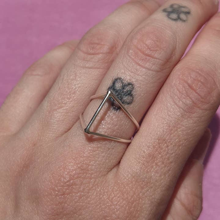 negative space ring no.1 for wholesale by becca compton jewels