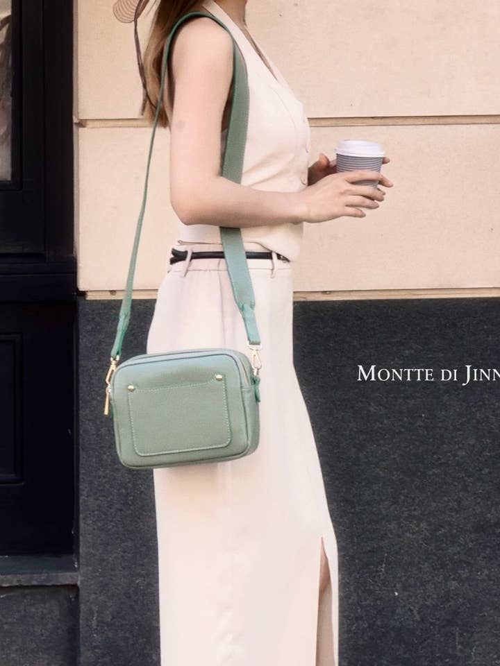 Italian Leather Double Zipper Camera Bag with Wide Strap for wholesale by MONTTE DI JINNE