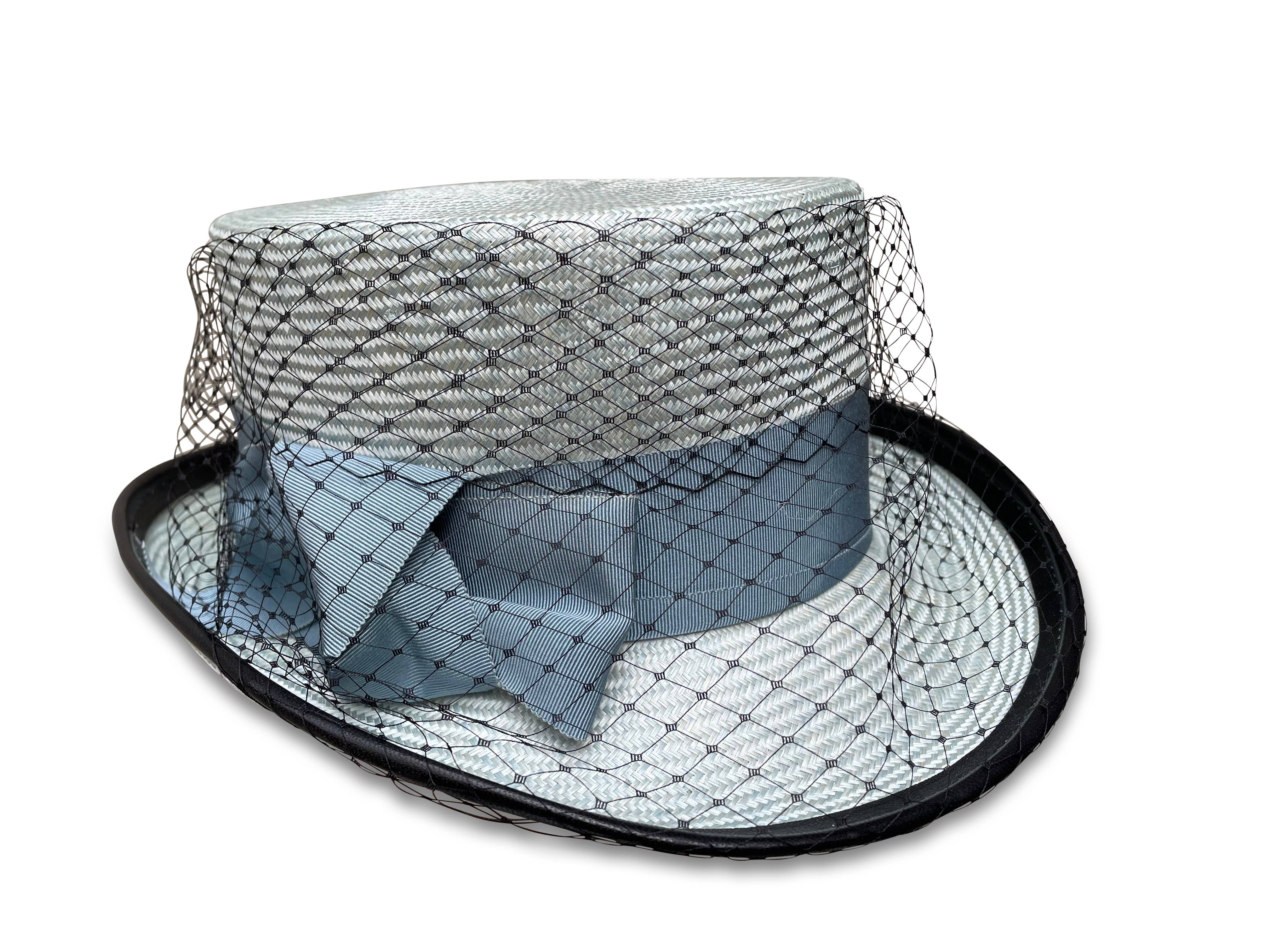 Cha Cha's House of Ill Repute – Chapéu de palha – Mulher por atacado – Rita - Cocheiro da Palha3