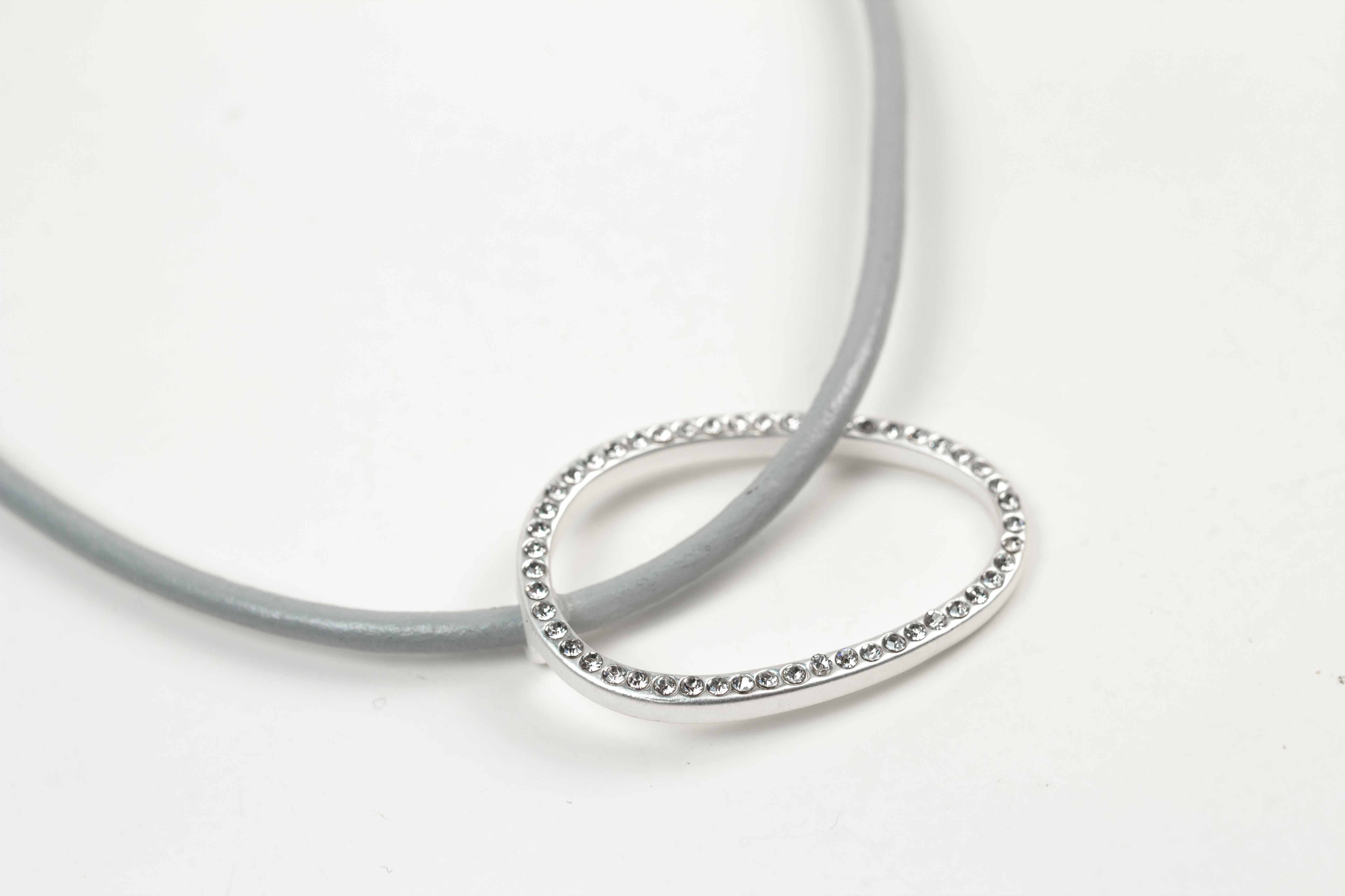 Accessoires by KHB - Wholesale Link & Chain Necklace - Genuine leather necklace from Bosch1