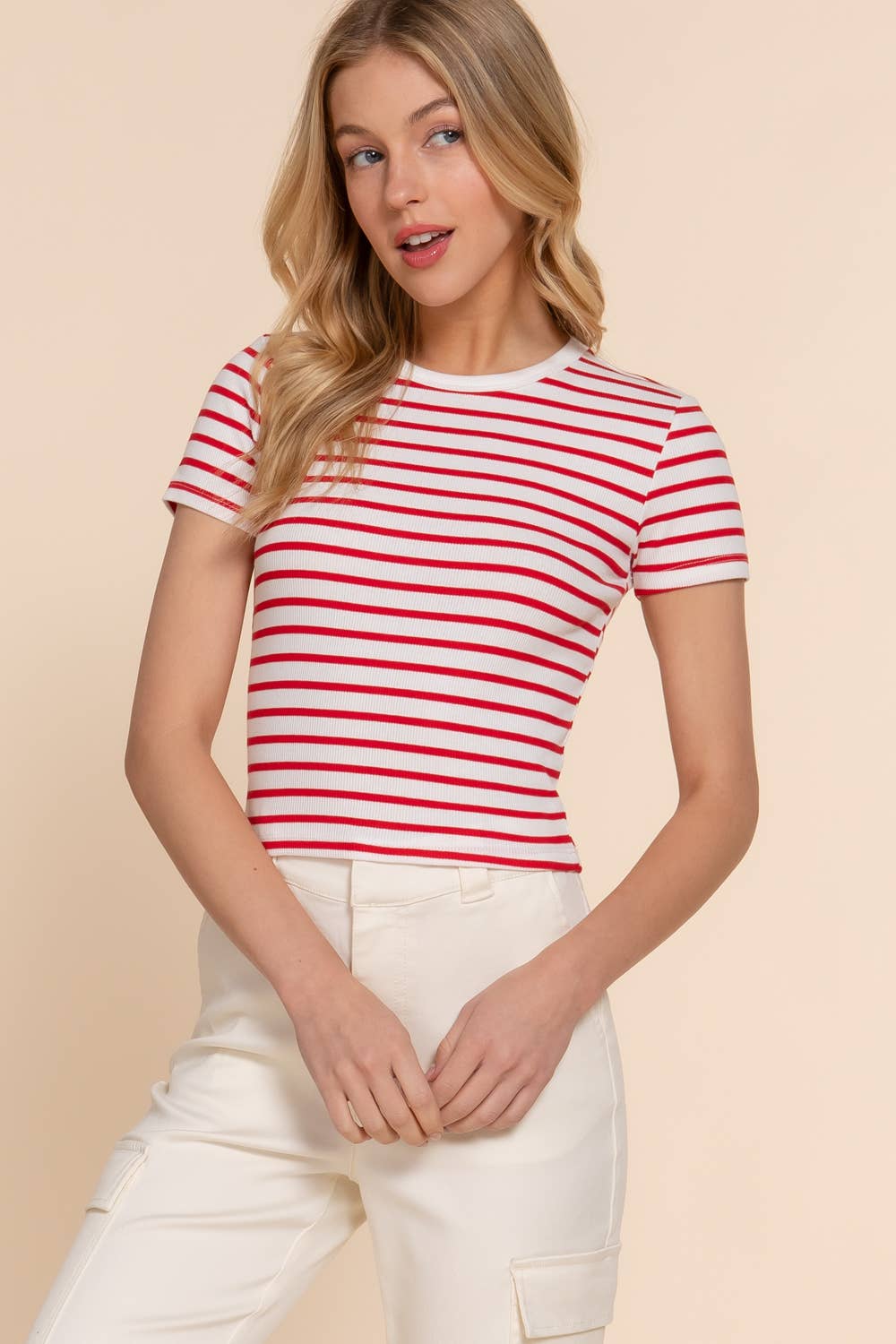 Active Basic | Active USA - Vendita all'ingrosso Top in maglia - Donna - Top a righe in cotone a costine con maniche corte e collo rotondo0