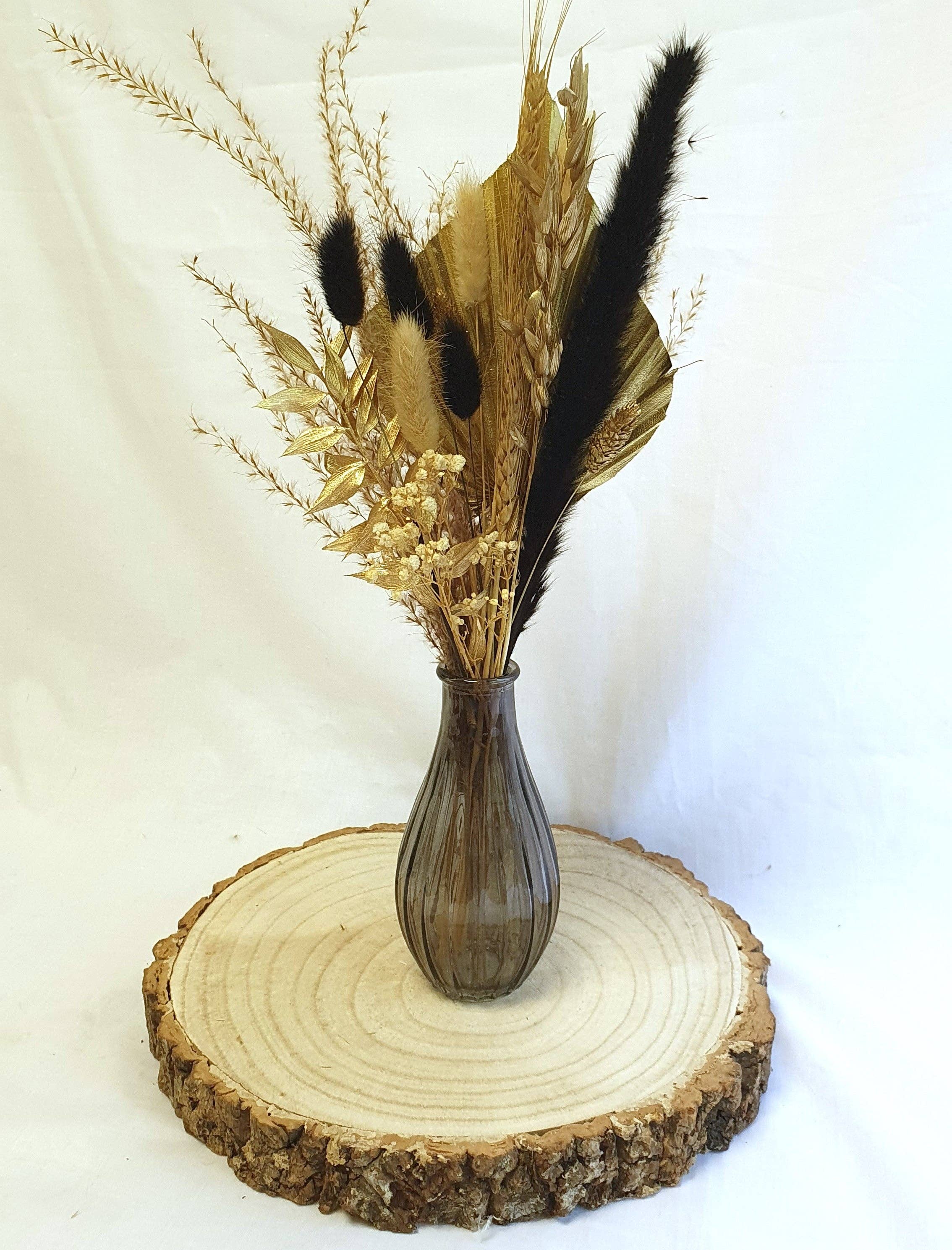 Opal Lily – wholesale Dried/pressed flowers – Black & Gold Palm Spear Bouquet1