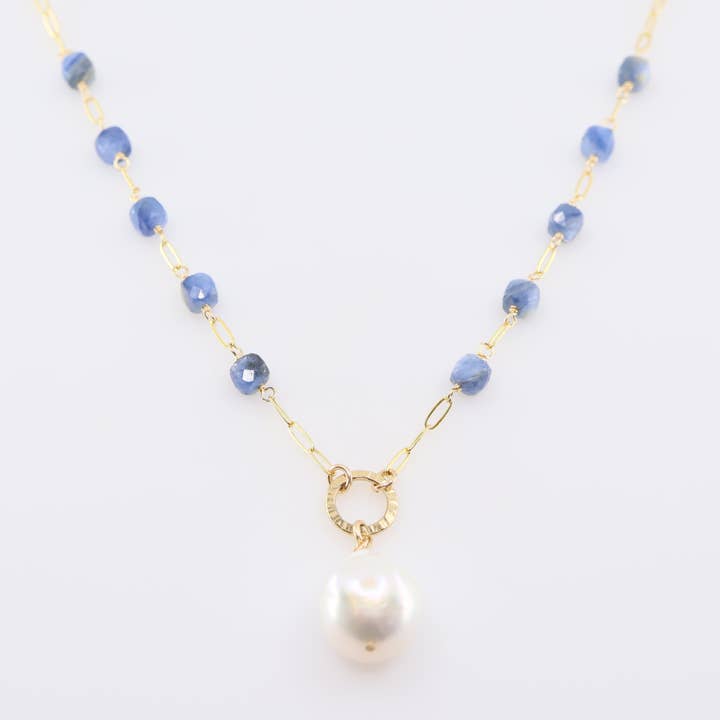 Kyanit facettierte Würfel- und Barockperlen-Edelsteinkette für den Großhandel von J. Mills Studio