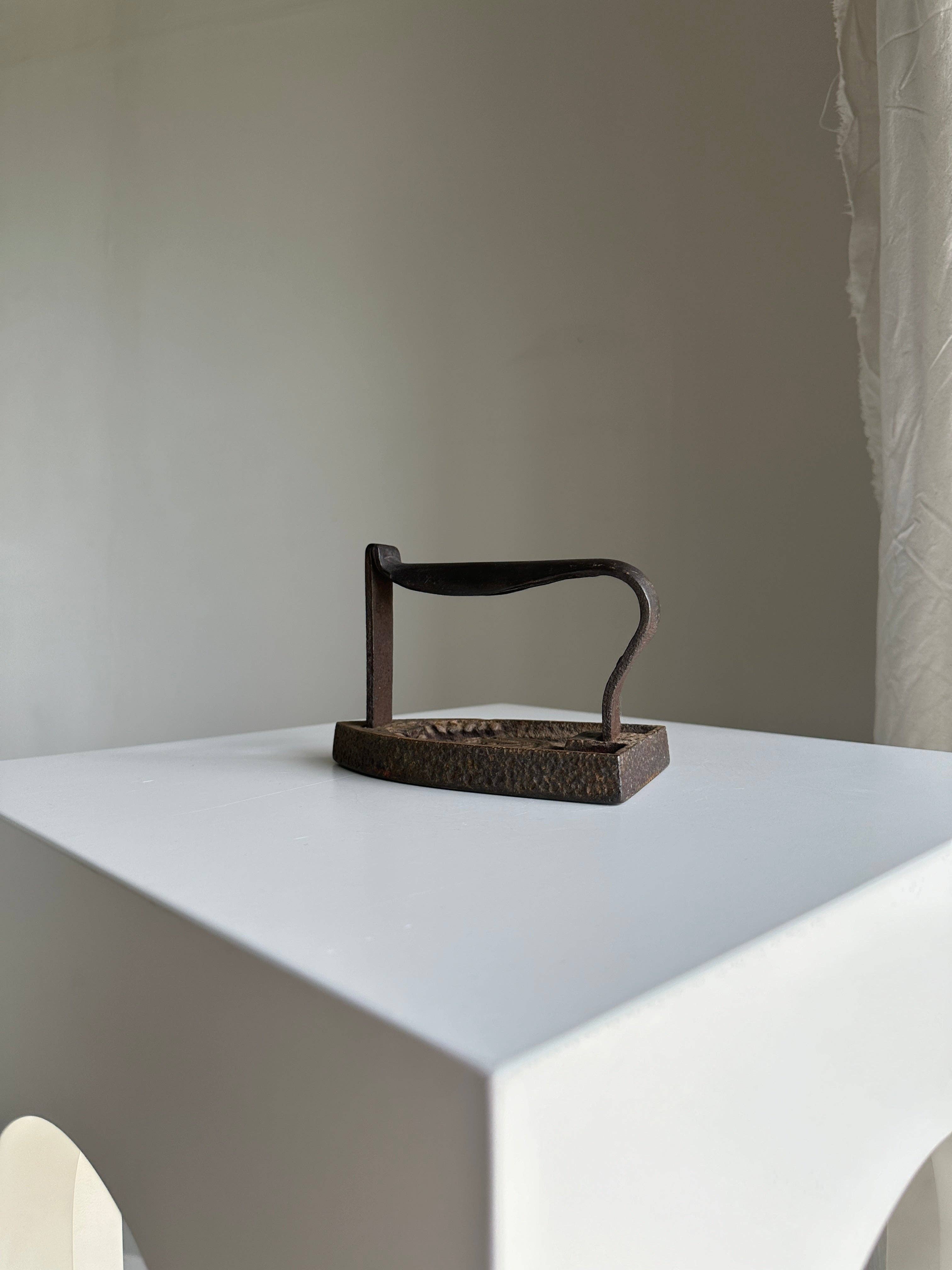 Office Objets - Wholesale Iron - Old iron13