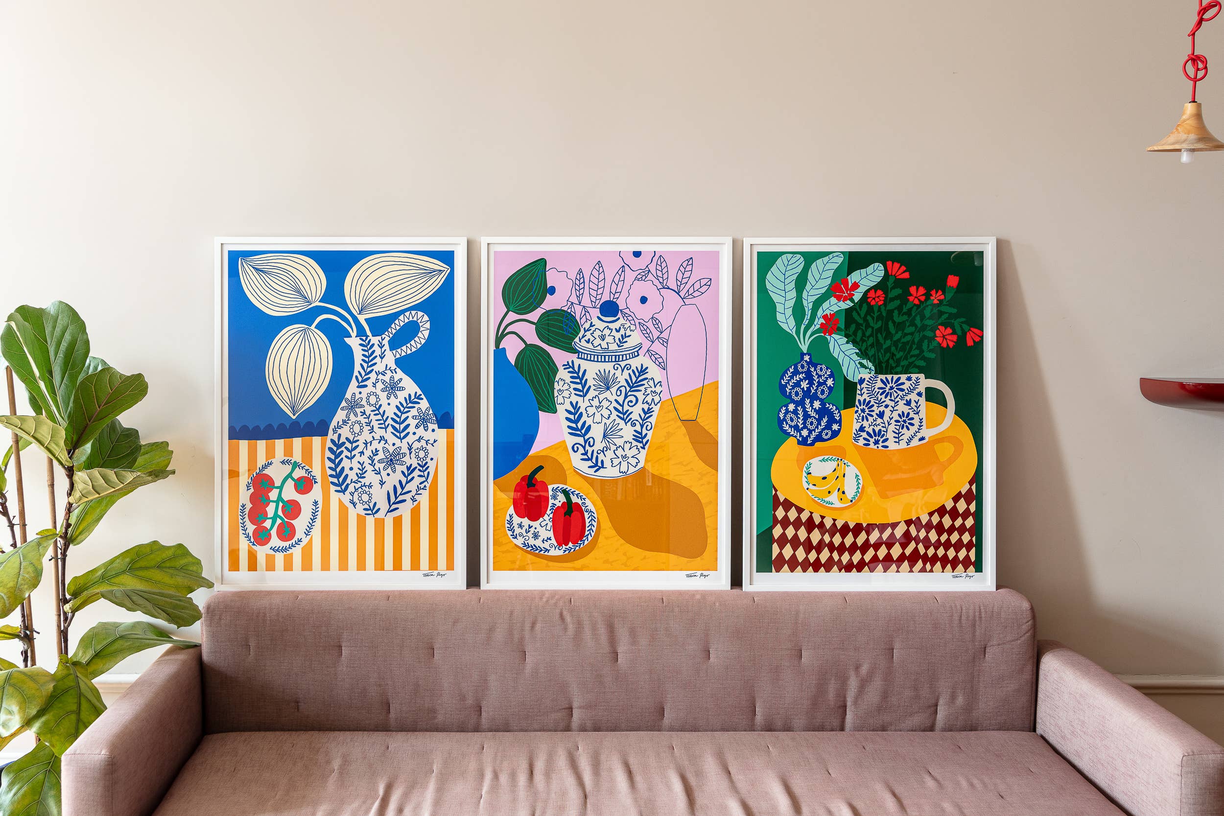 Teresa Rego - Wholesale Art Print - Porcelain and Carnations2