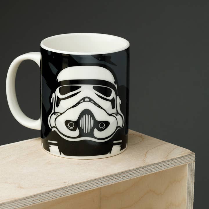 Puckator EU – Großhandel Kaffeebecher – The Original Stormtrooper Tasse aus schwarzem Porzellan2