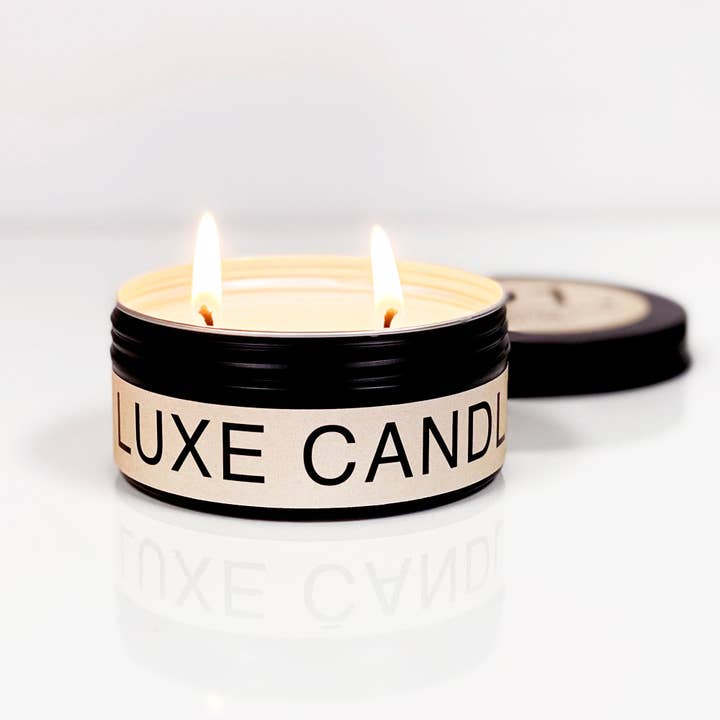 BLACK & BLUSH REISEDOSE SIGNATURE-KOLLEKTION. DUFTKERZE AUS SOJA. WÄHLE DEINEN DUFT für den Großhandel von The Luxe Candle Co