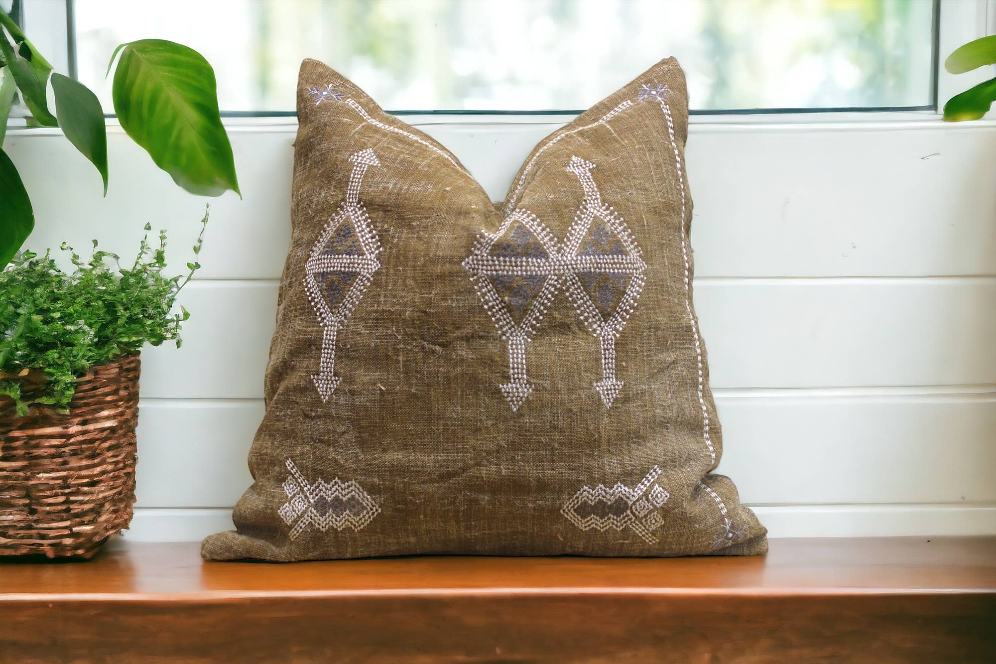 Eyda Homes - Wholesale Throw Pillow Cover - 20x20 Square Linen Embroidered Pillow Cover for Home Decor5