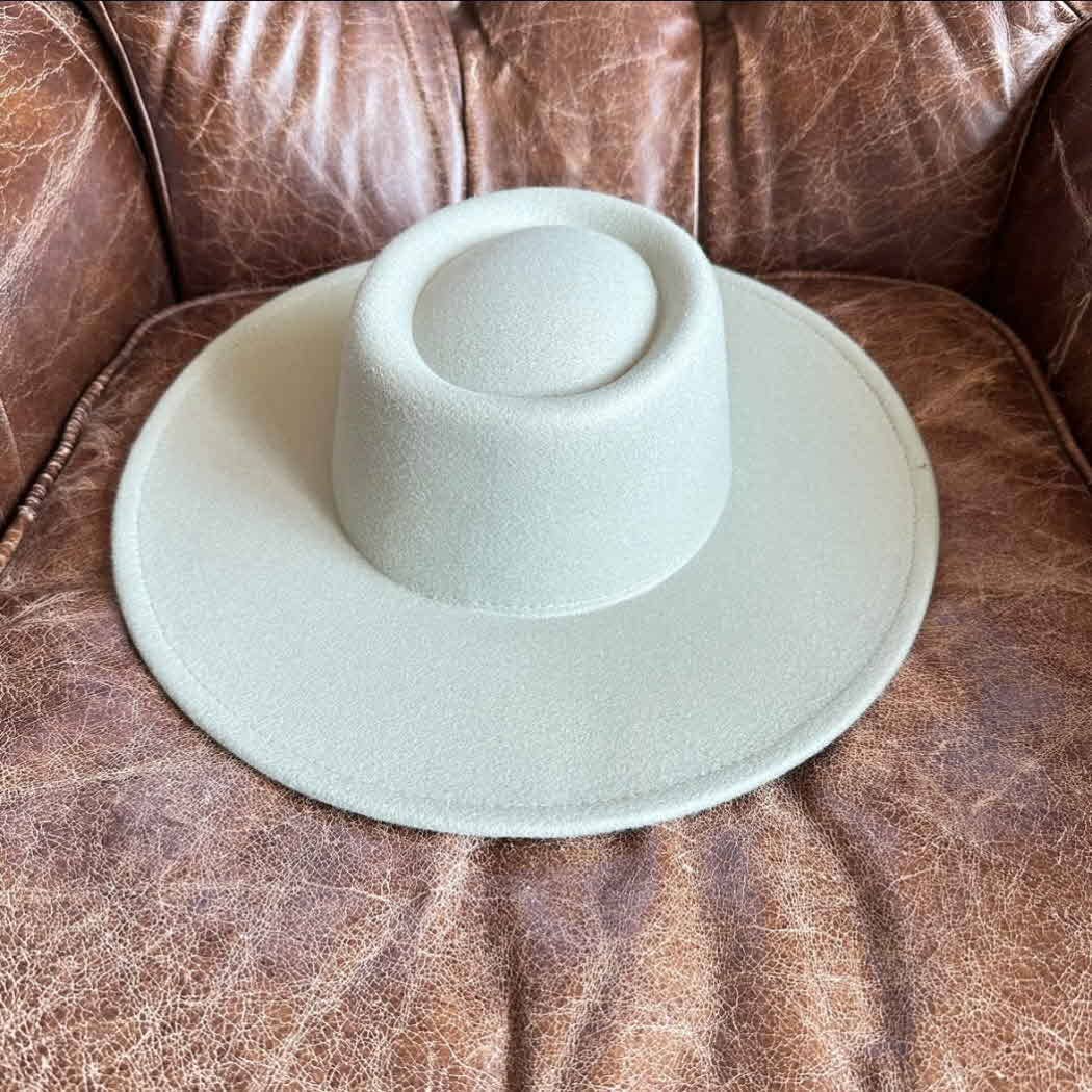 Queens INC - Wholesale Boater Hat - Women's - WIDE BRIM BOATER HAT 11