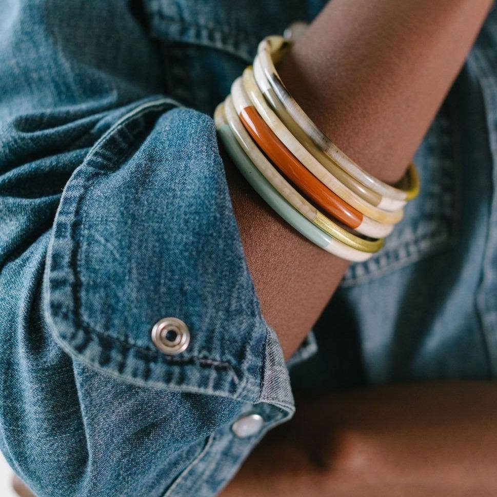 Sunshine Tienda - Vente Parures de bijoux - Ensemble de bracelets rigides métalliques d'automne2