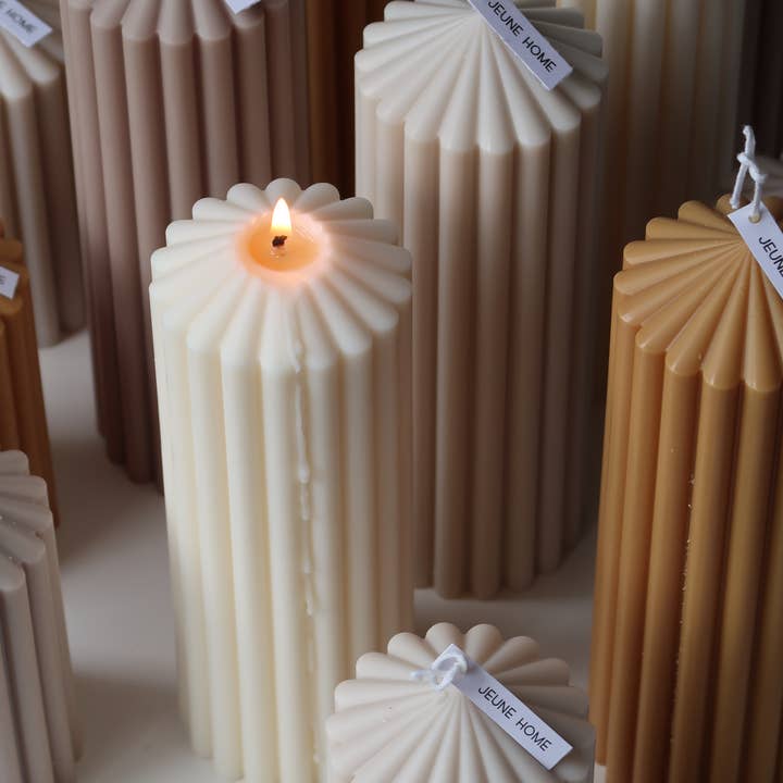 Jeune Home - Wholesale Novelty Candle - Tall ribbed thick soy scented candle | wedding decor |20x7cm