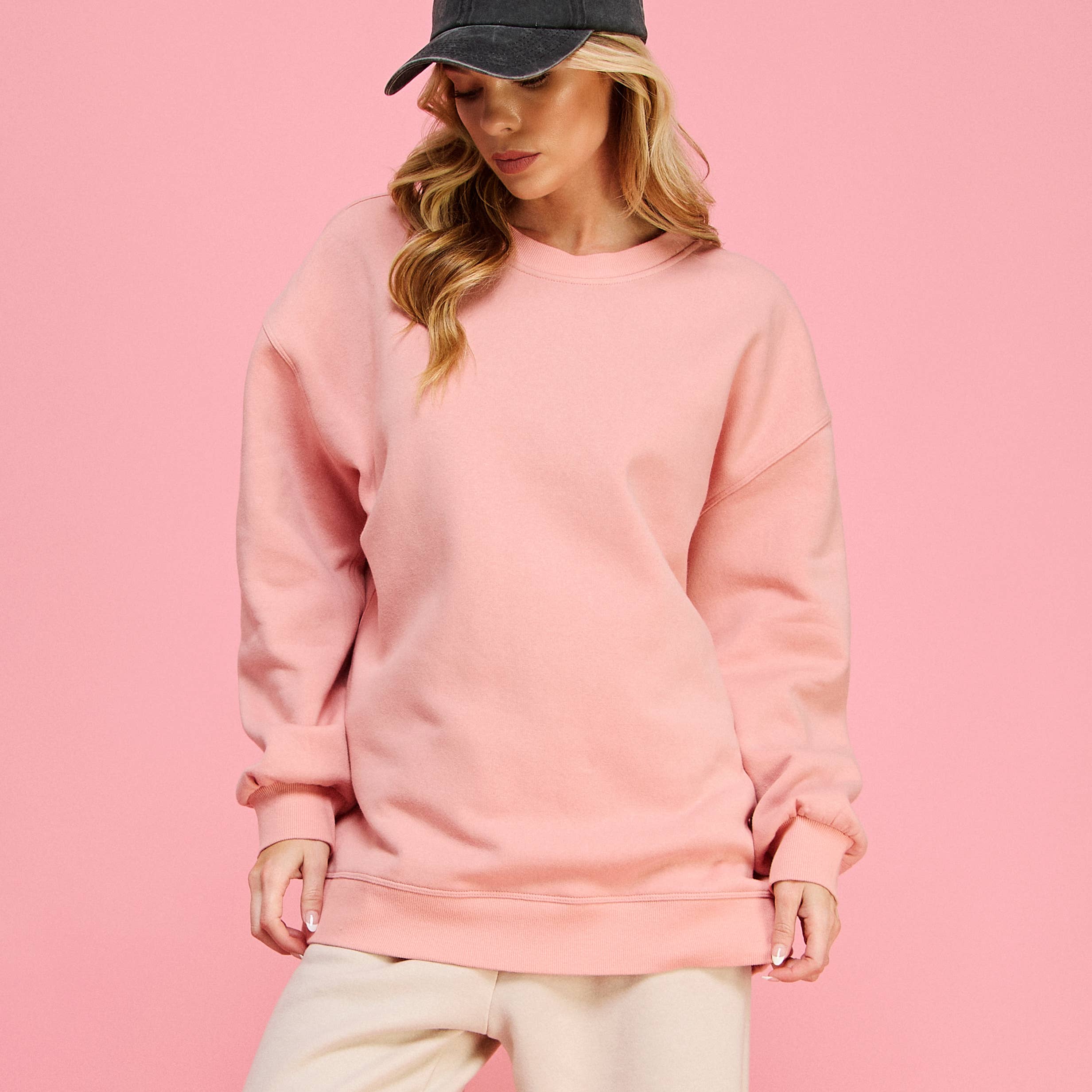 FREEZIA - Wholesale Sweatshirt - Women's - OVERSIZED CREWNECK SWEATSHIRT-FZ000111