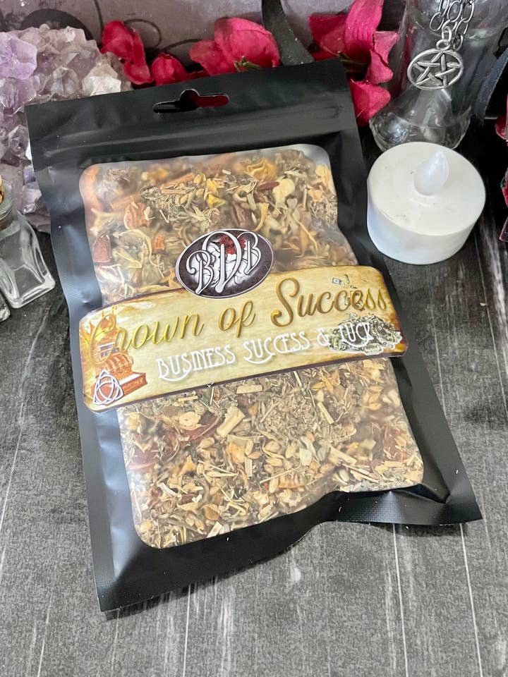 Mélange à base de plantes Crown of Success Business Success & Luck pour la vente par Black Dahlia Boutiques