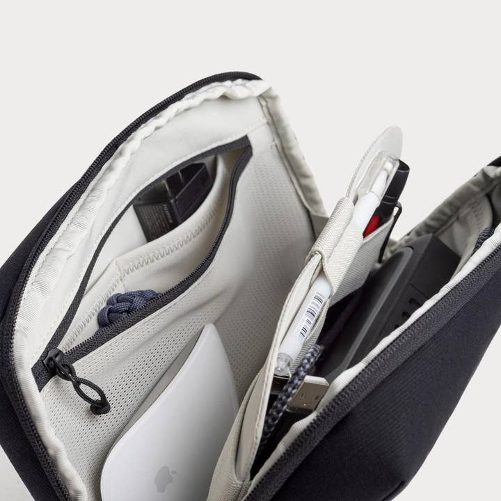 Moment - Wholesale Pouch - Unisex - Moment Everything Tech Organizer