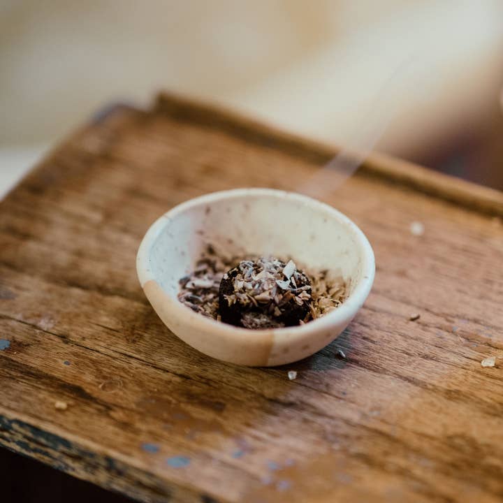 Moon Bath - Wholesale Incense - SACRED SMOKE | Burn Blend4