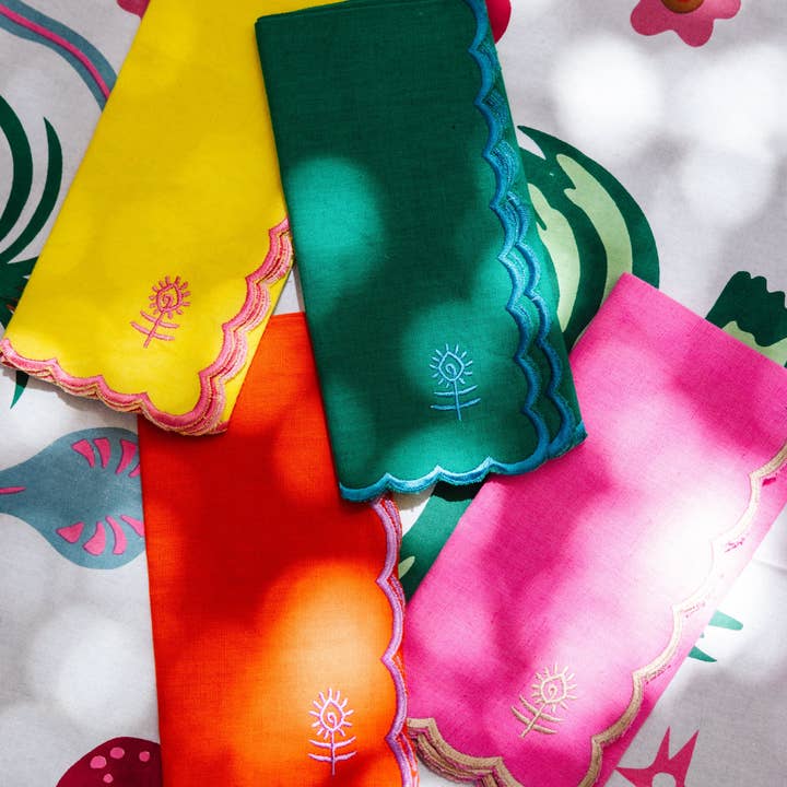 Furbish Studio - Wholesale Dinner & Cloth Napkin - Icon Linen Napkins S/4 - Hot Pink + Khaki2