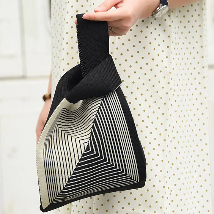 ACCITY - Wholesale Tote Bag - Women's - COW PATTERN CUTE KNOT WRISTLET KNITTED TOTE BAG_CWAB088011