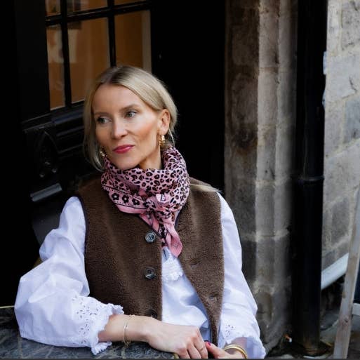 Love Explorers - Wholesale Head Scarf - Women's - Leopard scarf - My essential big Léo pink