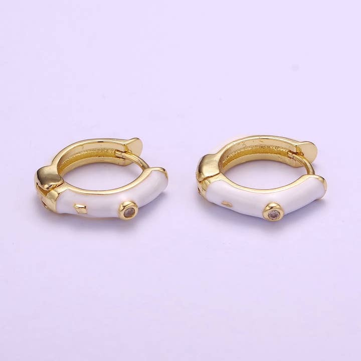 14mm hvid emalje guld Hoop Øreringe, lille Huggie ørering for engroshandel hos Aim Eternal