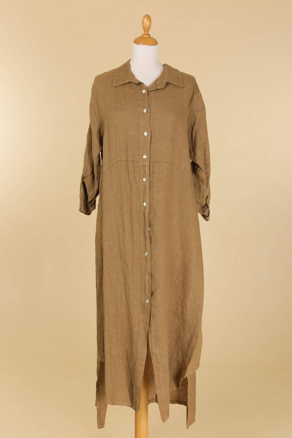 la maison des fibres naturelles - Wholesale Button Down Shirt - Women's - Long shirt dress 68036 100% LINEN63