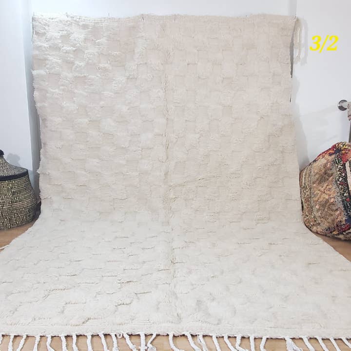 200 - 300 cm 100% HANDGEFERTIGTE MAROKKANISCHE TEPPICHE TEPPICH Nr. 579 für den Großhandel von Maroccarpets Poufs and pillows wholesale +31648976894