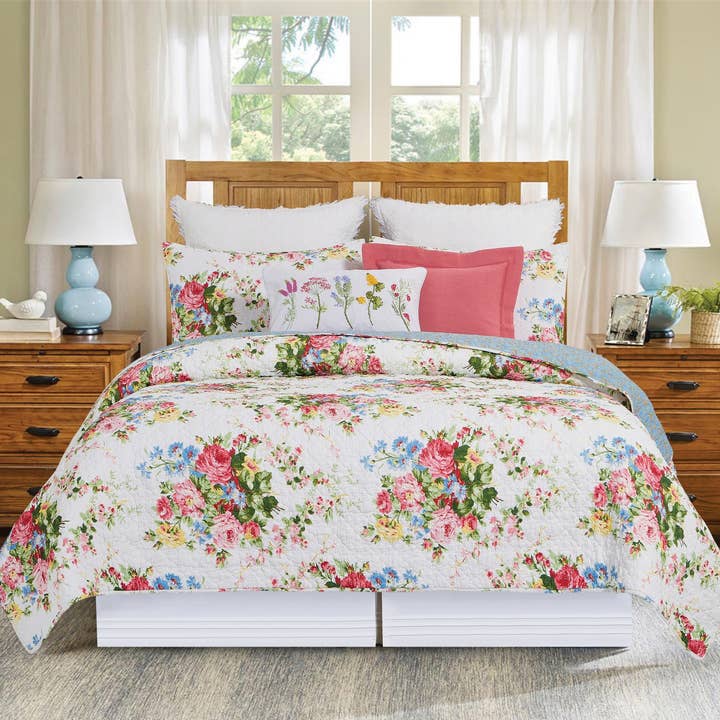C&F Home - Wholesale Bedding Set - Cottage Rose Floral Full/Queen Quilt Set