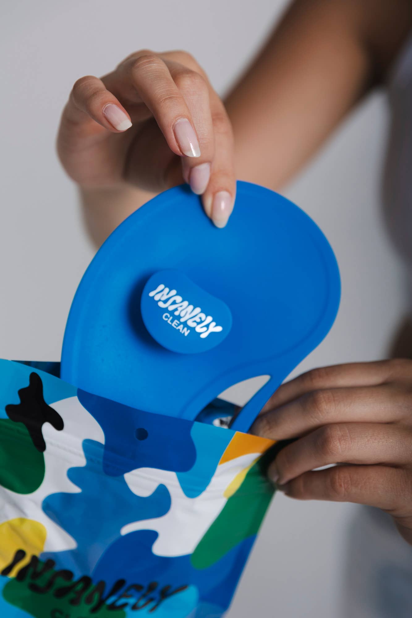 Insanely Clean Skincare - Wholesale Body Brush - Body & Face Scrubber5