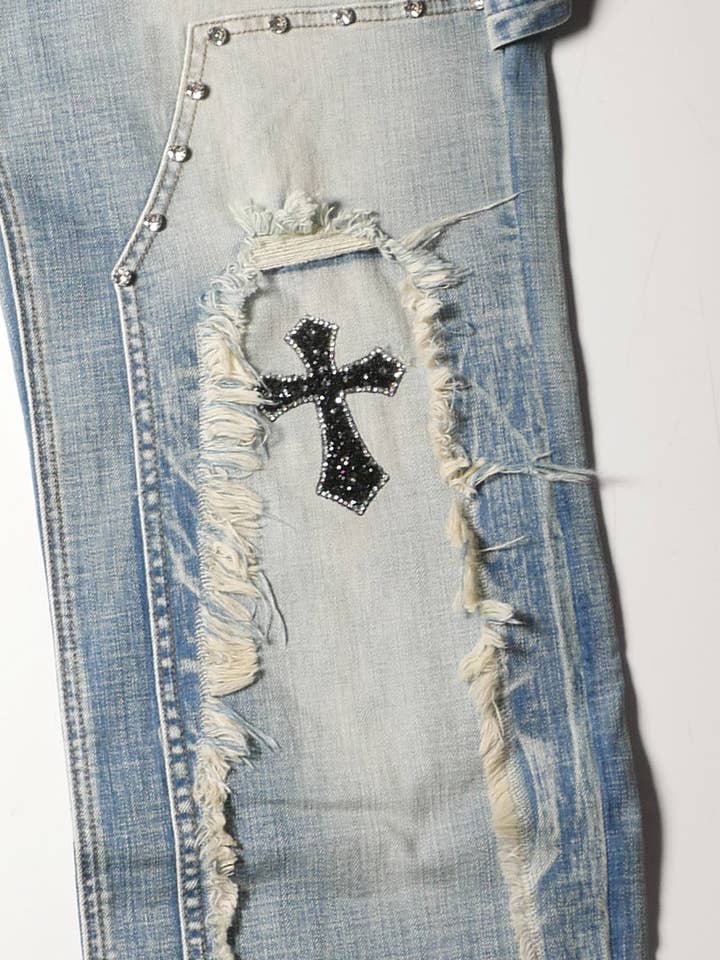 Cooper 9 - Wholesale Jeans - Men's - 507 Cross Wide Cargo Jeans Light Wash4