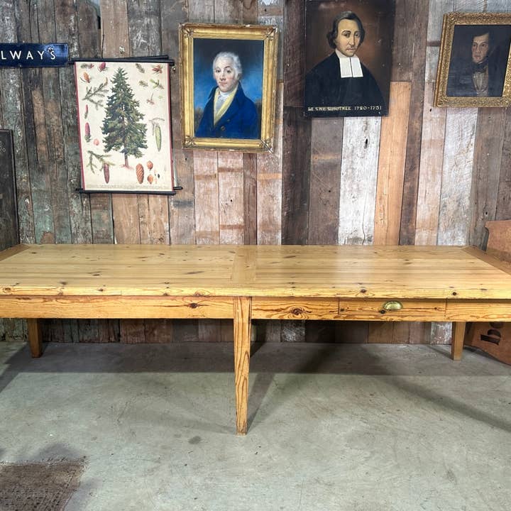 Grande tavolo da pranzo refettorio in pino antico, c. 1900 per la vendita all'ingrosso da parte di belvoir