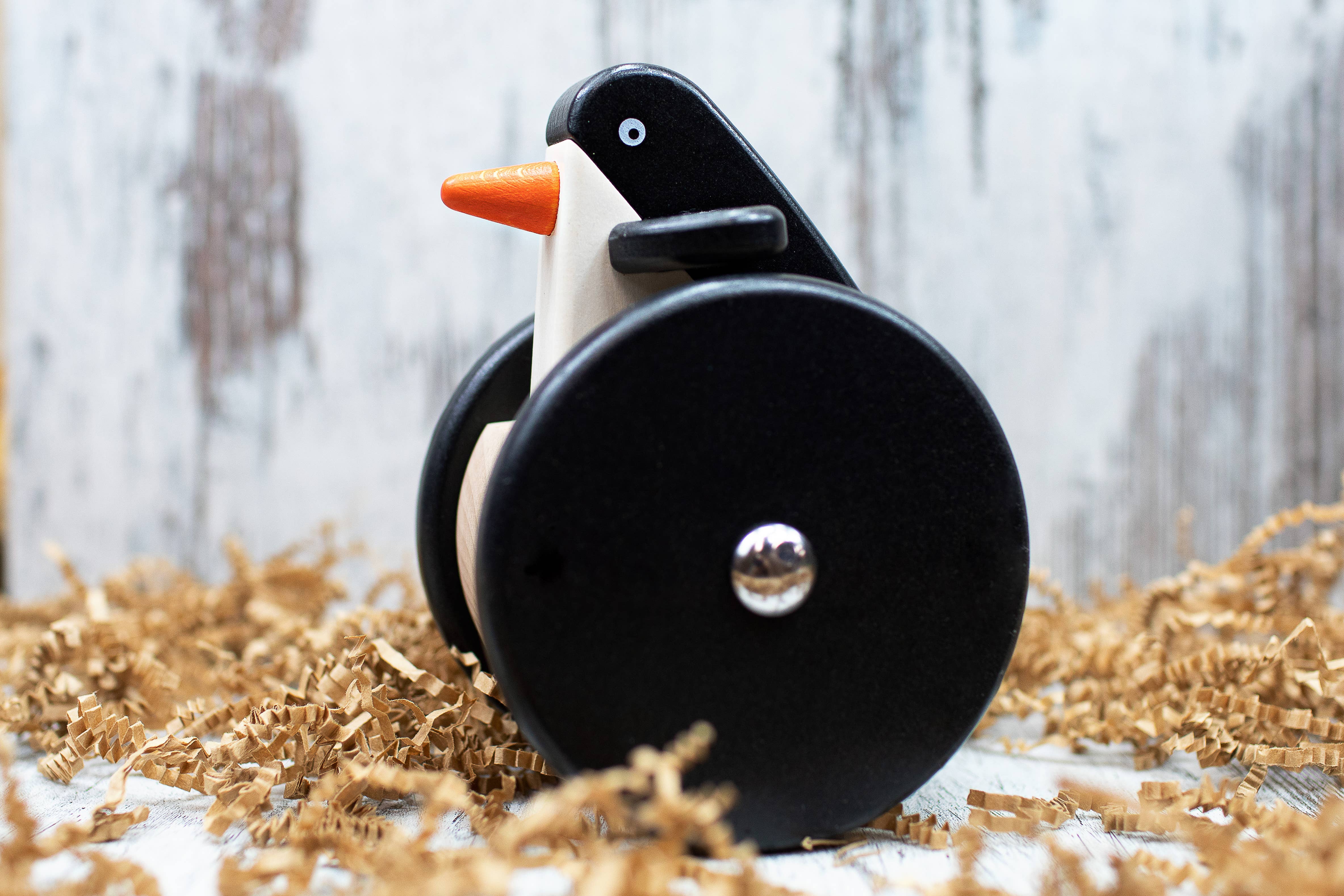 Little Poland Gallery – wholesale Wood toy – Child – BAJO Wobbling Penguin2