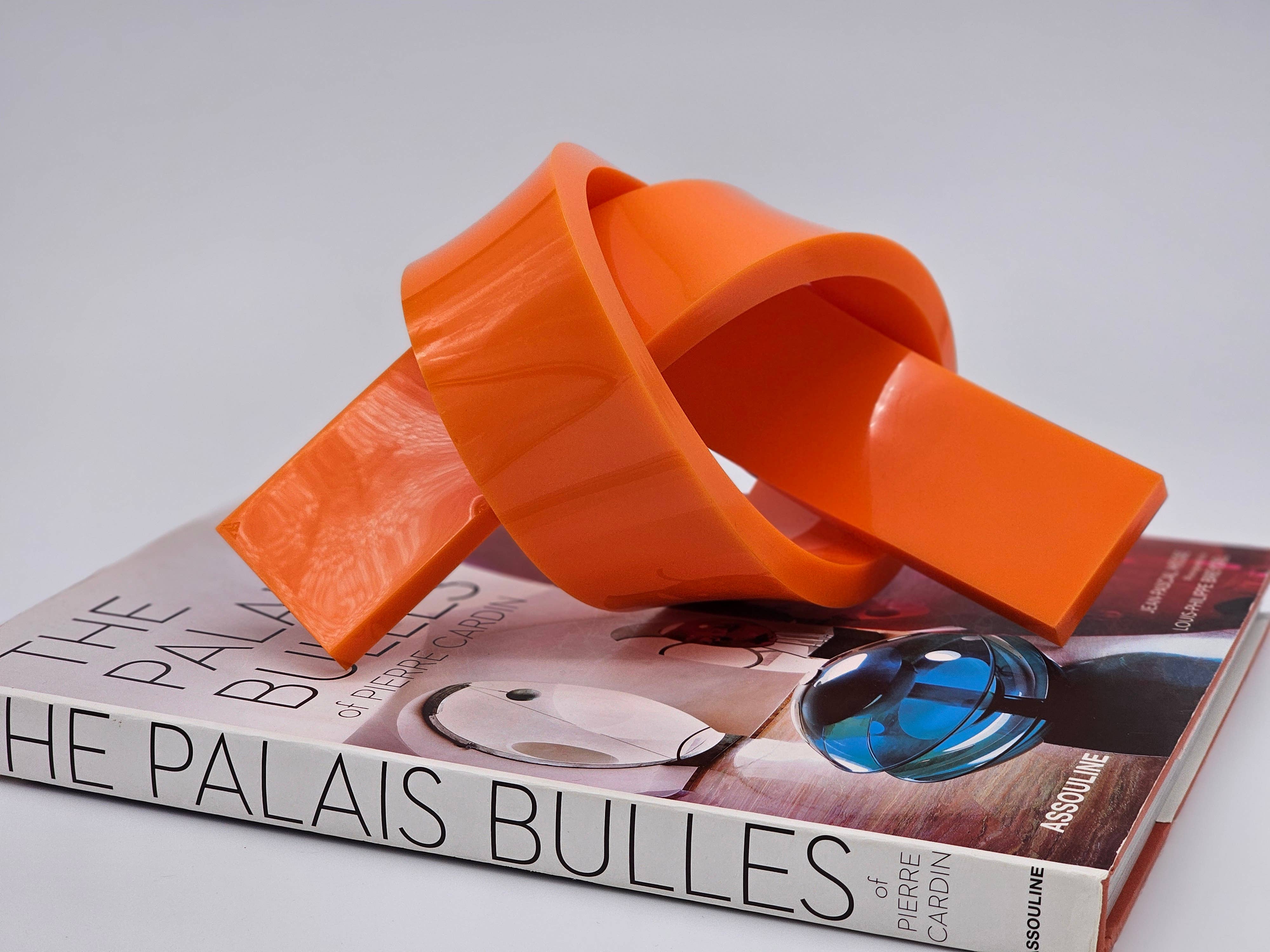 Somar Creations - Wholesale Decorative Tabletop Object - Acrylic Large Love Knot 15